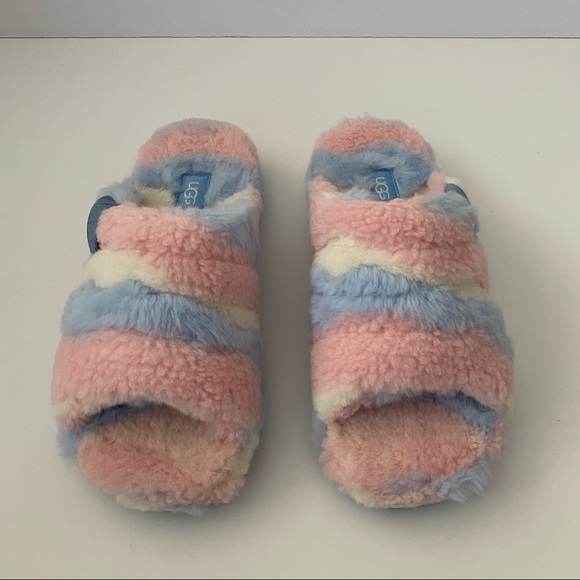 UGG Fluff You Cali Collage Pride Men 6 Fits Women’s 8 - Picture 3 of 13
